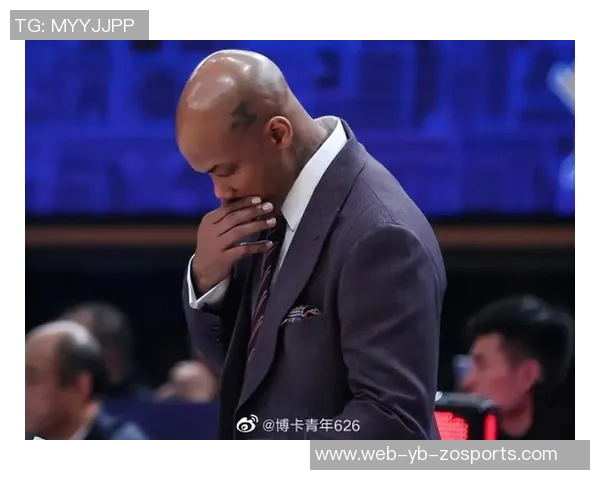 特朗普赠送镀金钥匙给C罗使其成为首位获此荣誉的运动员